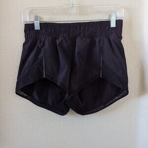 Lululemon Miles Ahead Short 2.5" Inseam Swift Ultra Light in Black size 4